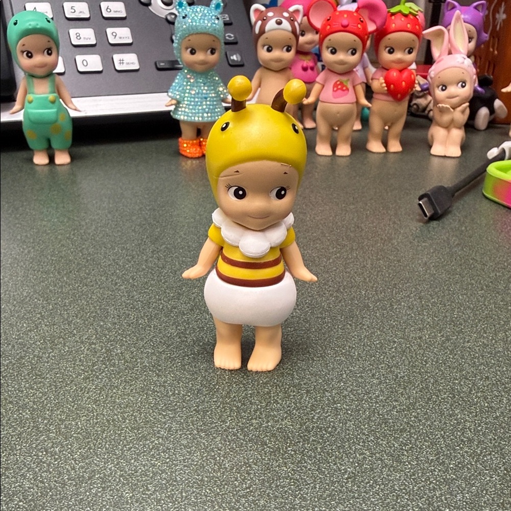 Sonny Angels Bug’s World SECRET BEE